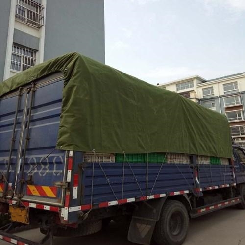 Tarpaulinak eginkizun aktiboa izan dezake errepideko trafiko istripuak prebenitzeko